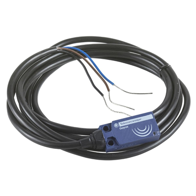 Czujnik indukcyjny płaski z wyjściem PNP 1NC 12-24V DC kabel 5m