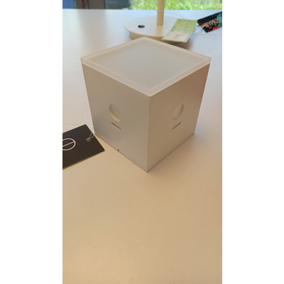 Table Cube lampa stojąca biurkowa biała mat dodatkowo zasilana baterią